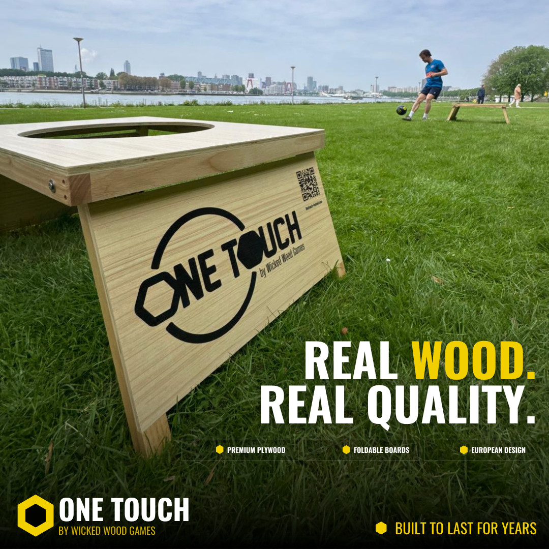 OneTouch Voetbalspel - Inclusief 2 boards / Premium Voetbal / Draagtas